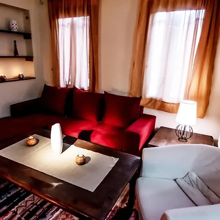 Hotel Stis Elenas Zarouchla
