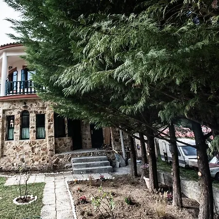 Stis Elenas Hotel 3*
