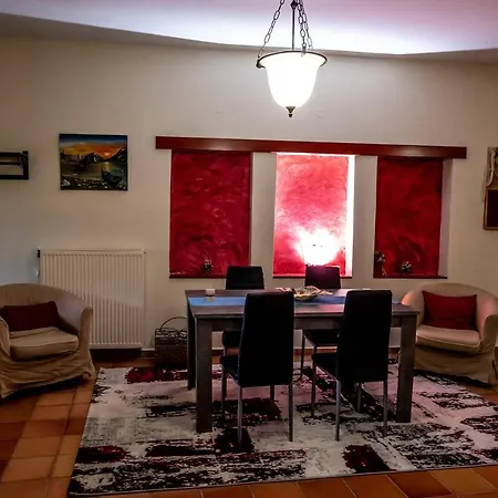 Stis Elenas Hotel 3*