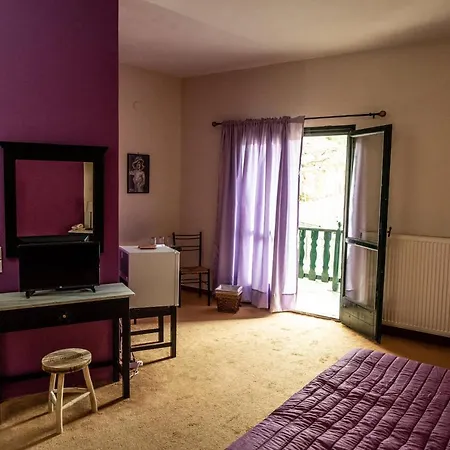 Hotel Stis Elenas 3*