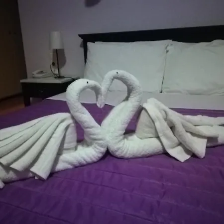 Hotel Stis Elenas Zarouchla