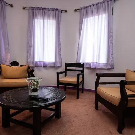 Stis Elenas Hotel Zarouchla